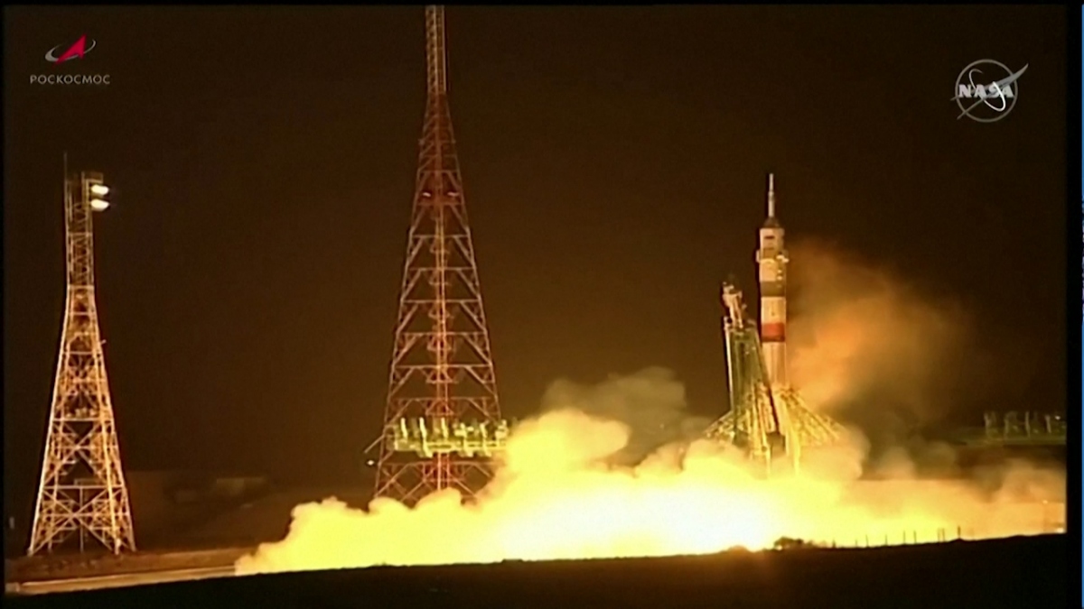 Nga phóng tàu vũ trụ Soyuz MS-23 đưa phi hành gia mắc kẹt trên ISS về Trái Đất